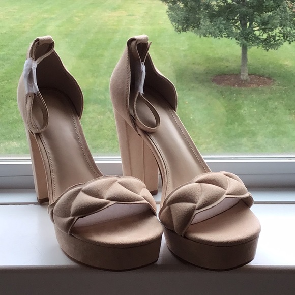 Platform heeled sandals - Picture 11 of 11